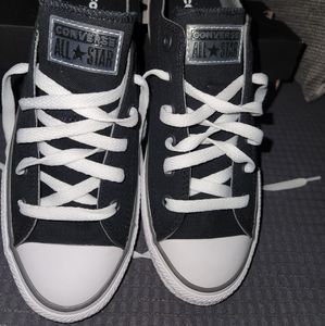 **RARE CONVERSE RED BOTTOMS UNISEX. Women's size 9 Men's size 7 see pics